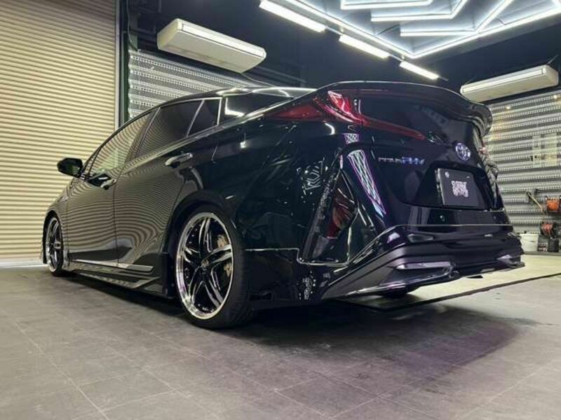 PRIUS PHV-4