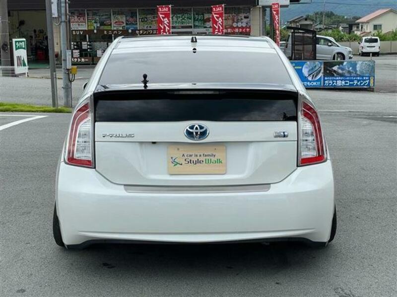 PRIUS-5