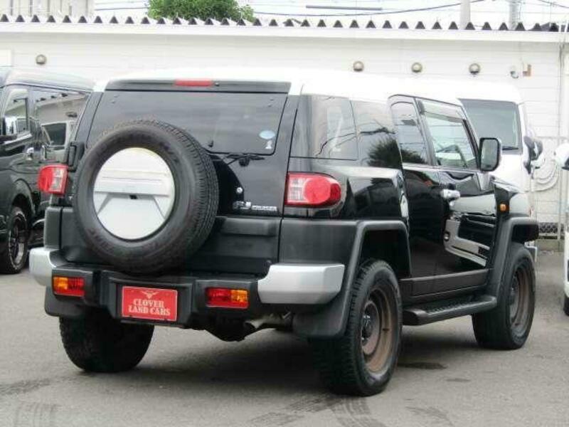 FJ CRUISER-1