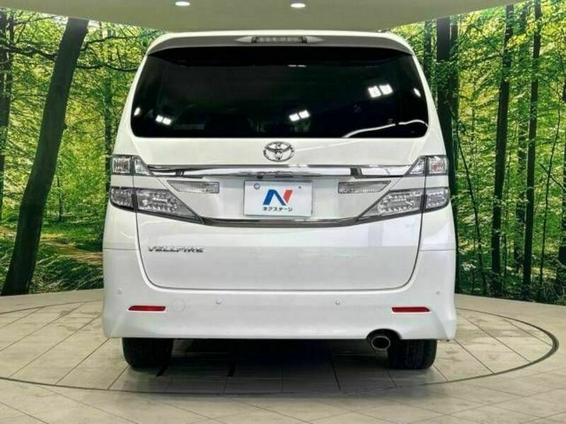 VELLFIRE-16