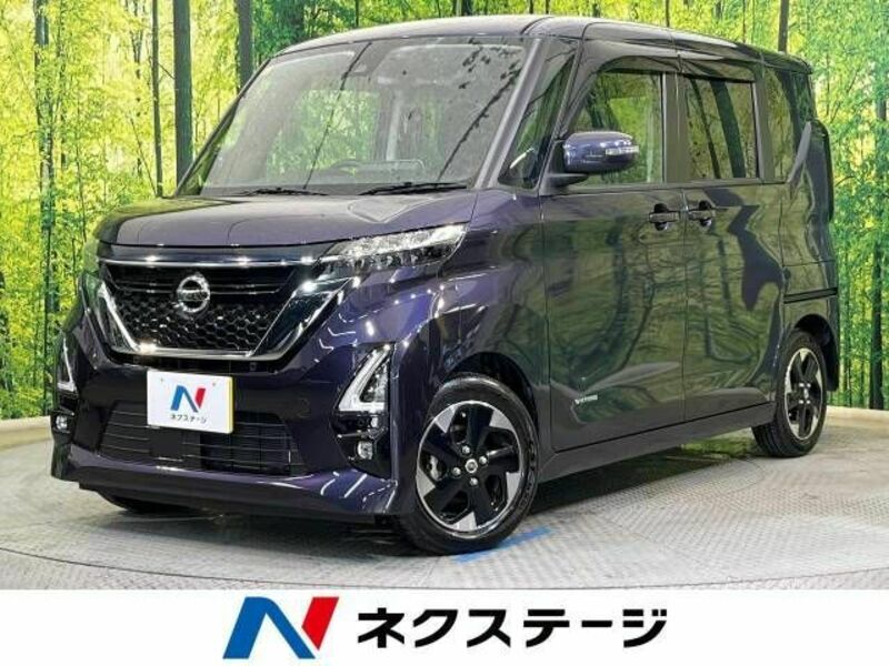 NISSAN　ROOX