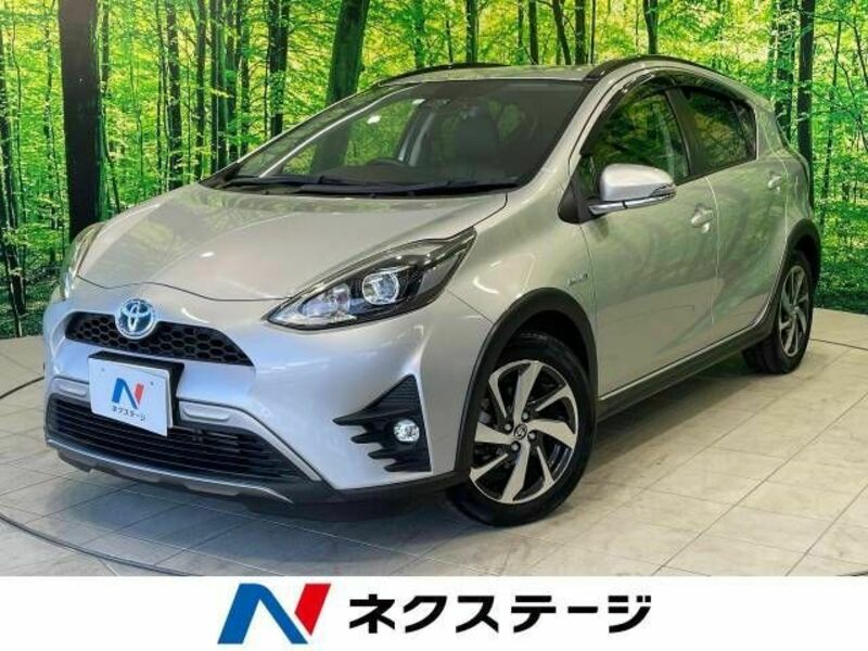 TOYOTA　AQUA