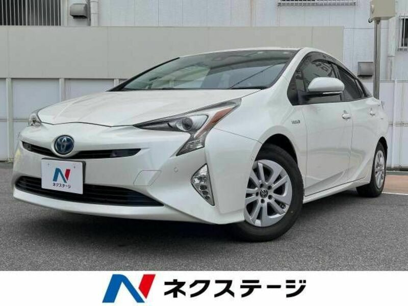 TOYOTA　PRIUS