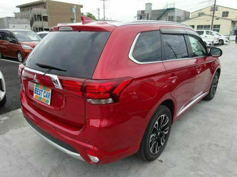 OUTLANDER PHEV-7