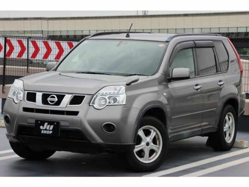 X-TRAIL-1