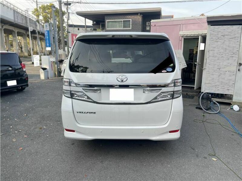 VELLFIRE-23