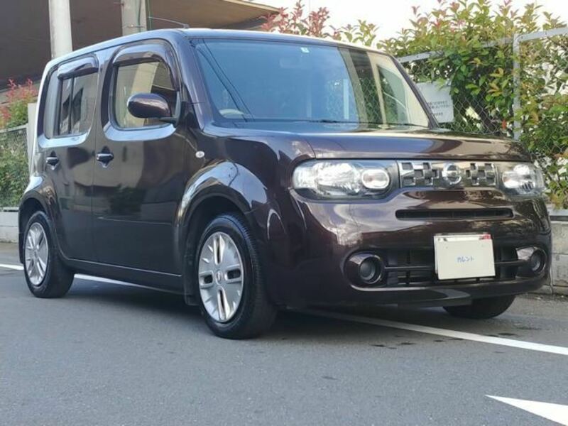 NISSAN　CUBE