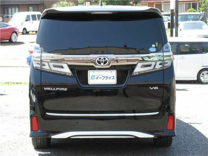 VELLFIRE-6