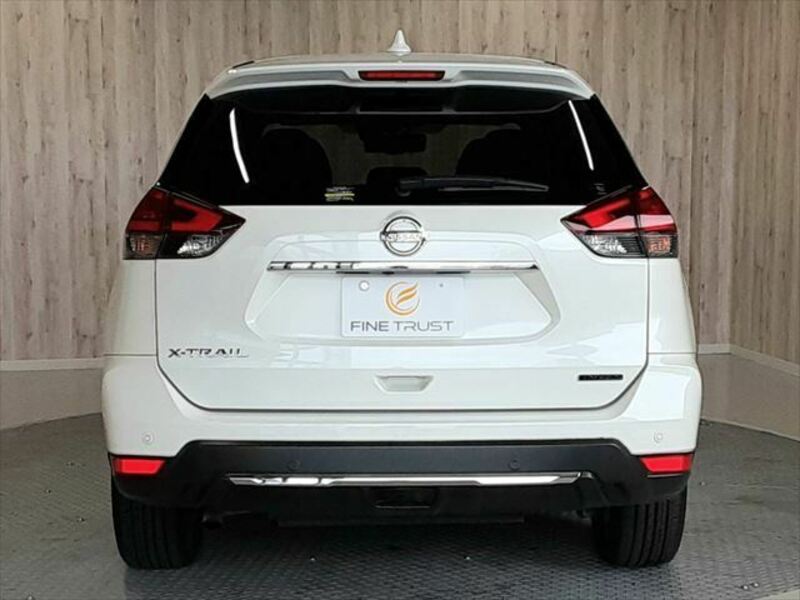 X-TRAIL-17