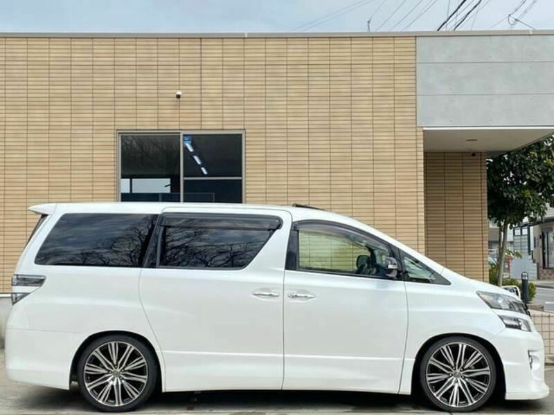 VELLFIRE-8