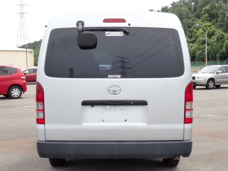 HIACE-7