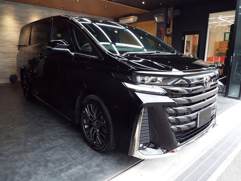 VELLFIRE-4