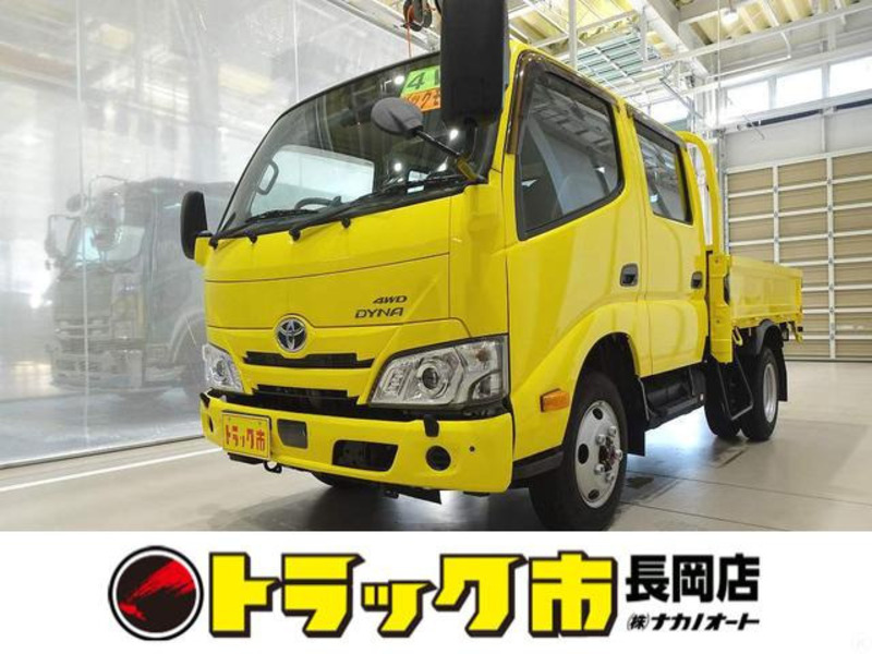 TOYOTA DYNA