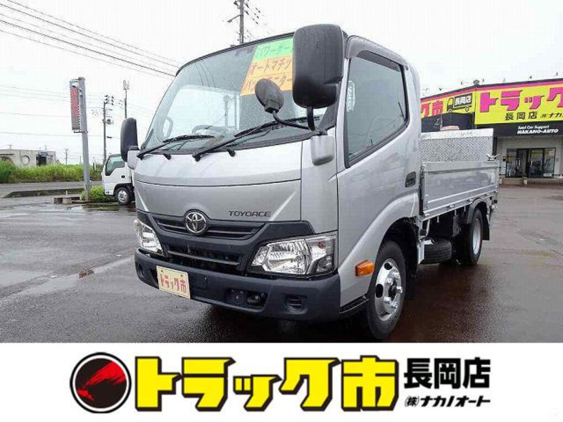 TOYOTA　TOYOACE