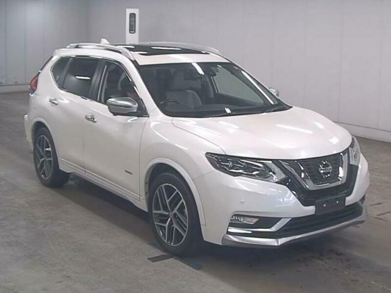 X-TRAIL-0