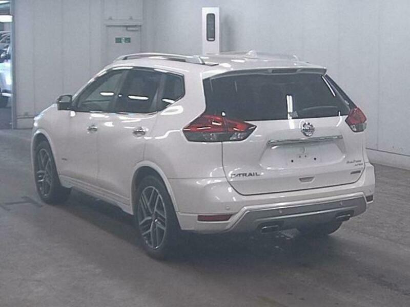 X-TRAIL-3
