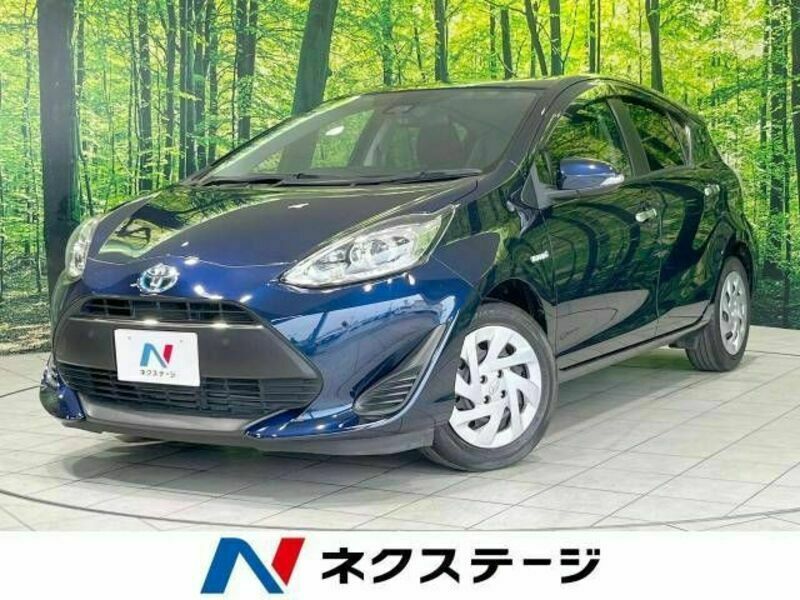 TOYOTA　AQUA