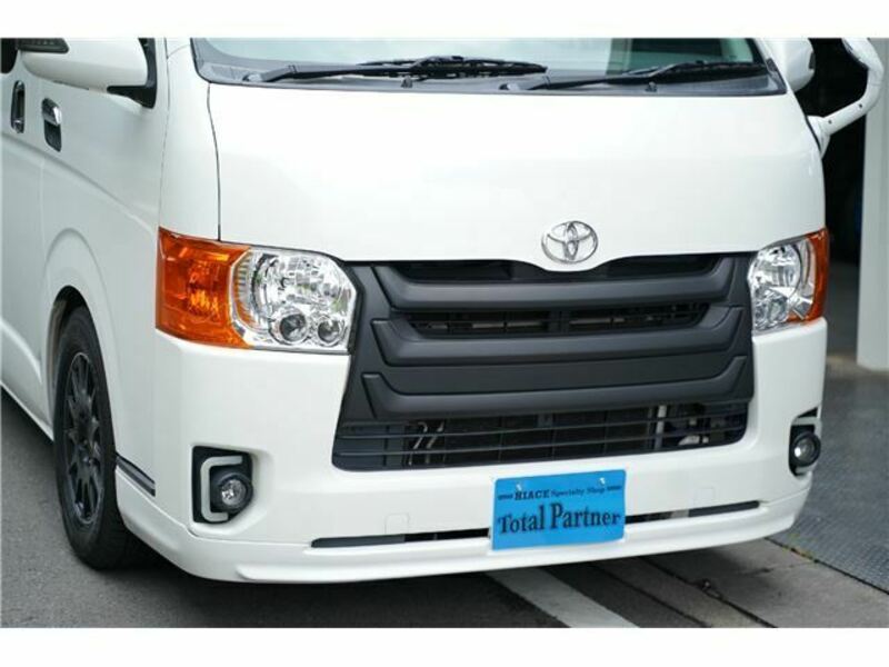 HIACE VAN-6