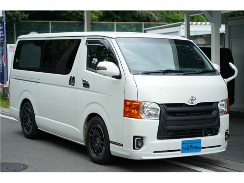 HIACE VAN-9