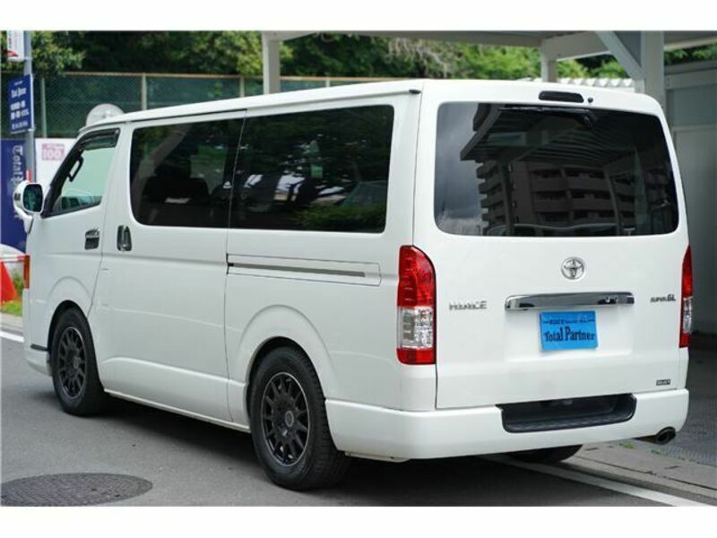 HIACE VAN-19