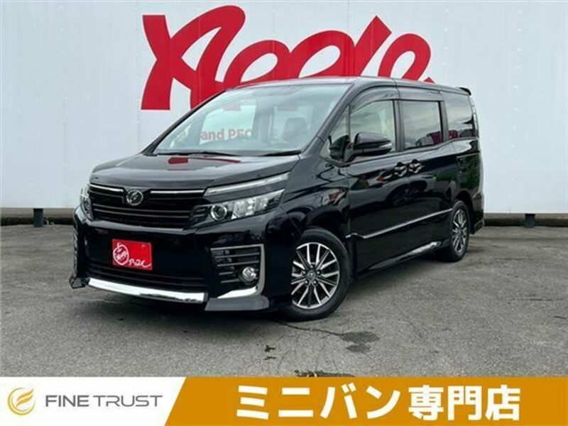 TOYOTA　VOXY