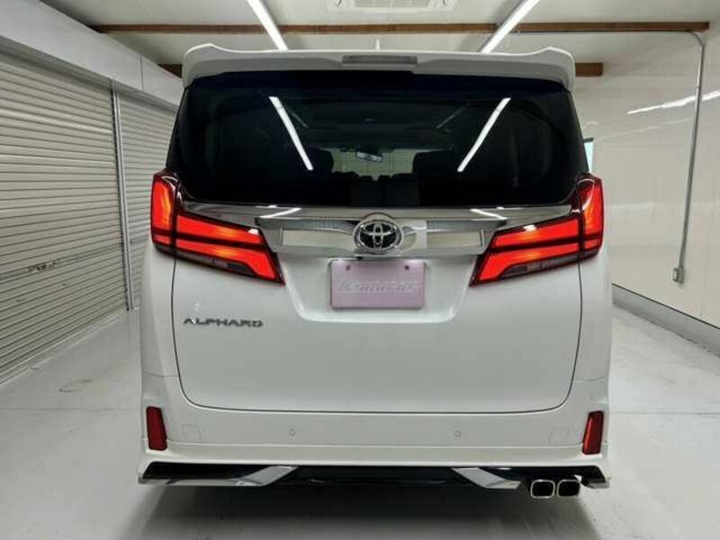 ALPHARD-1