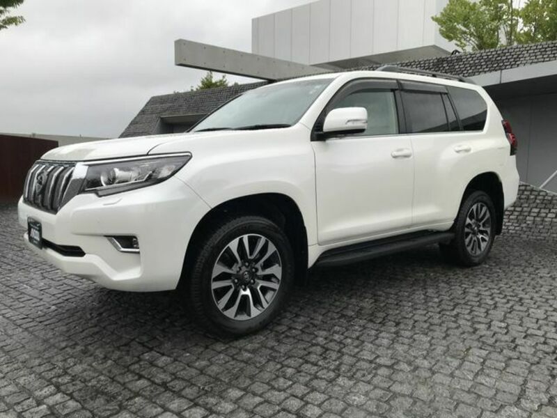 LAND CRUISER PRADO-1