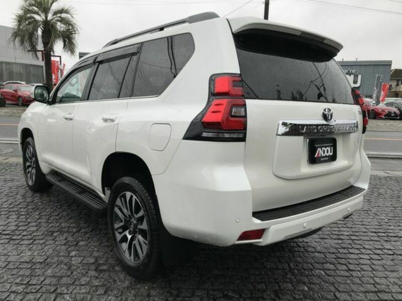 LAND CRUISER PRADO-2