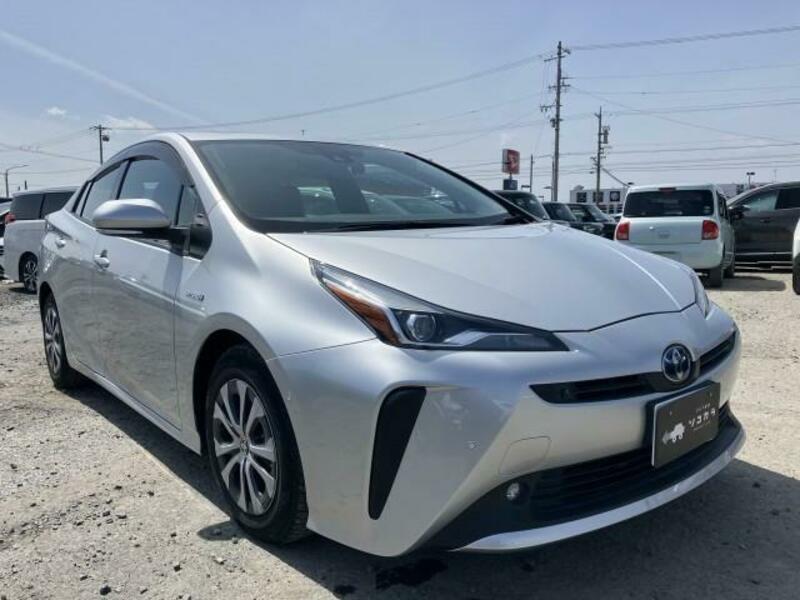 PRIUS-11