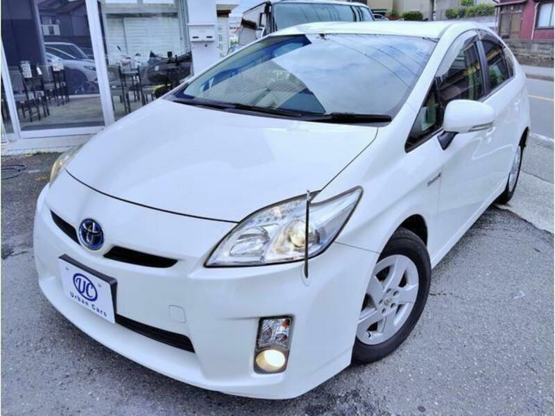 PRIUS-16