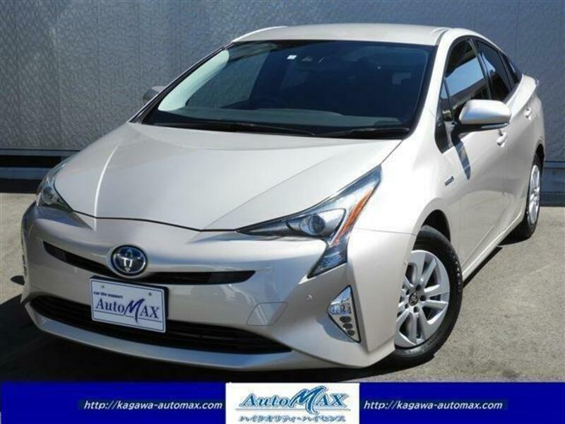 TOYOTA　PRIUS