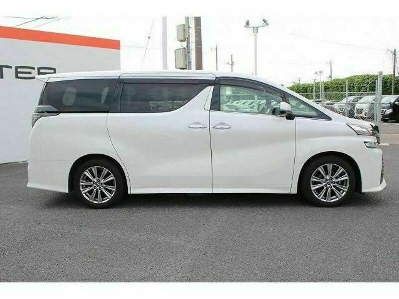 VELLFIRE-7