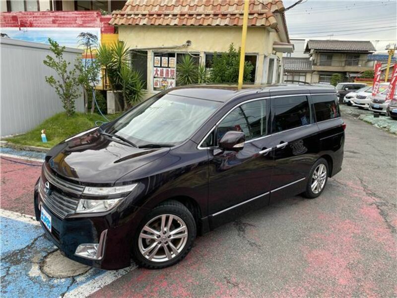 NISSAN　ELGRAND