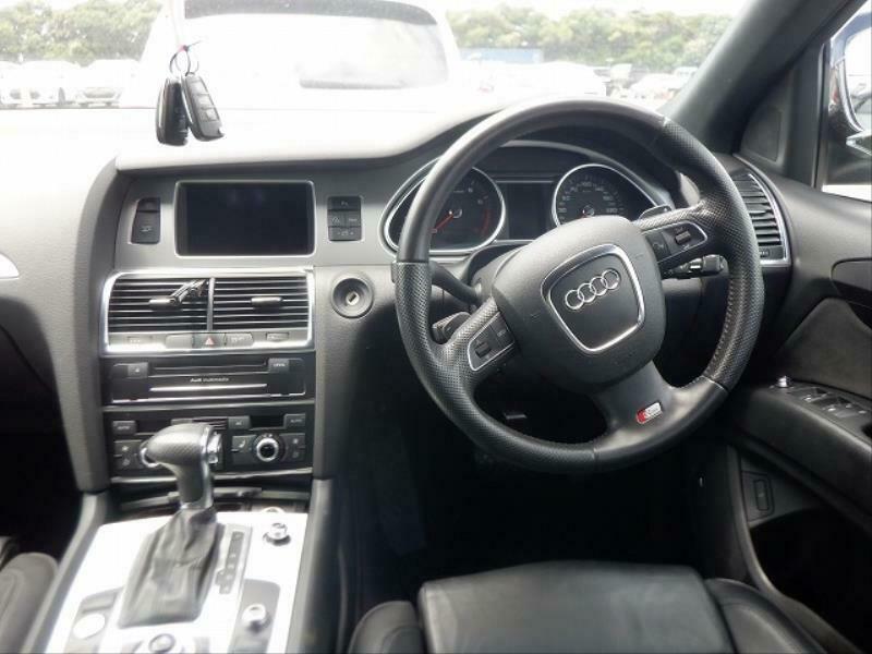 Q7