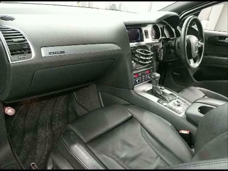Q7