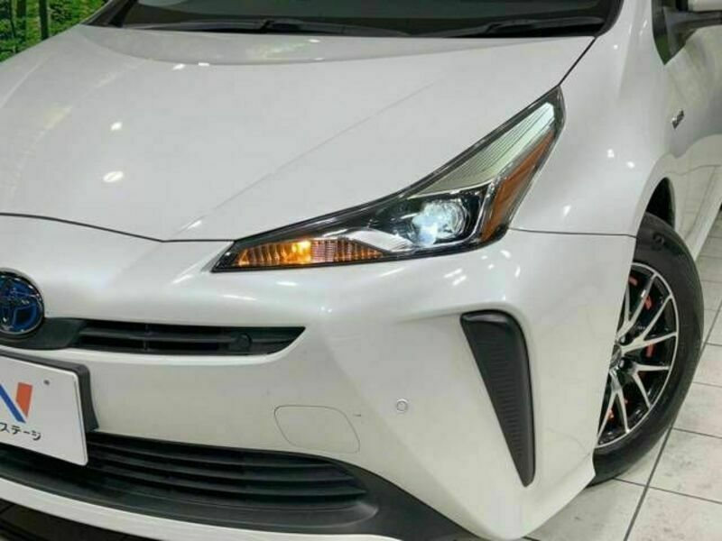 PRIUS-12