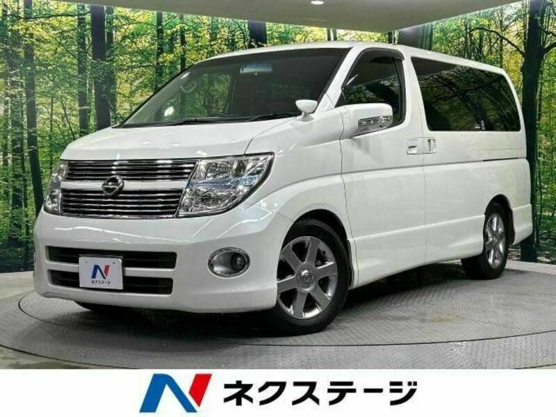 NISSAN　ELGRAND