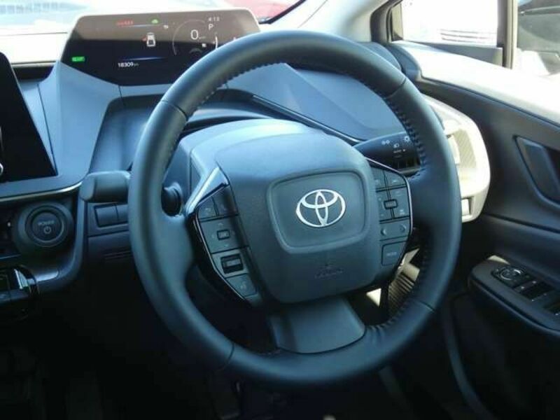 PRIUS-11