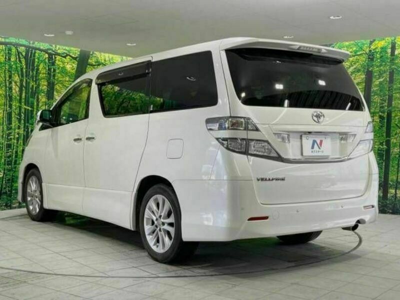 VELLFIRE-17