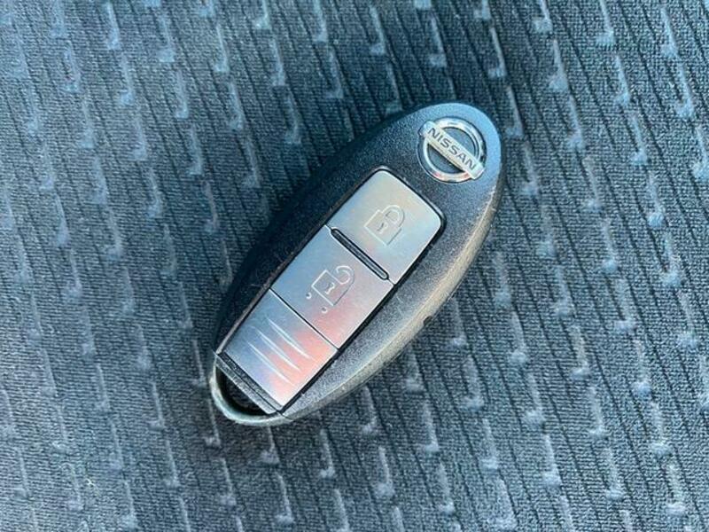 X-TRAIL-17