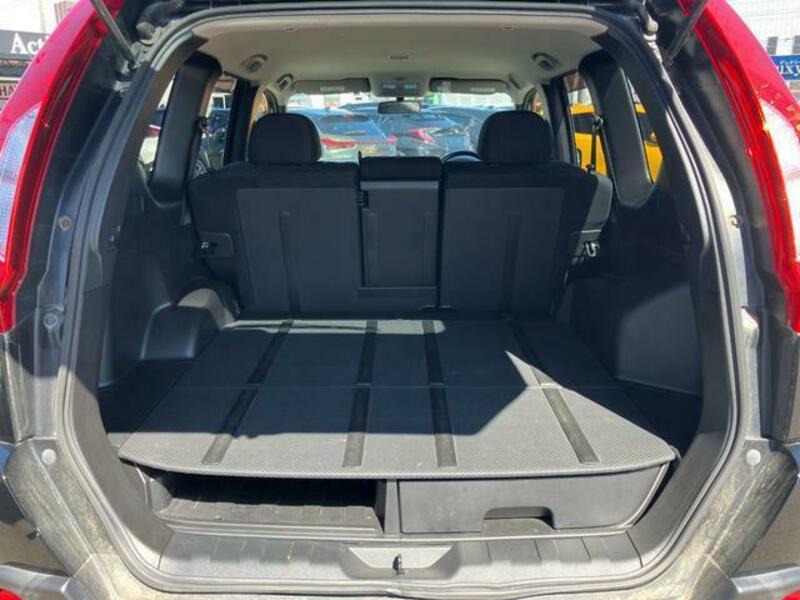 X-TRAIL-19