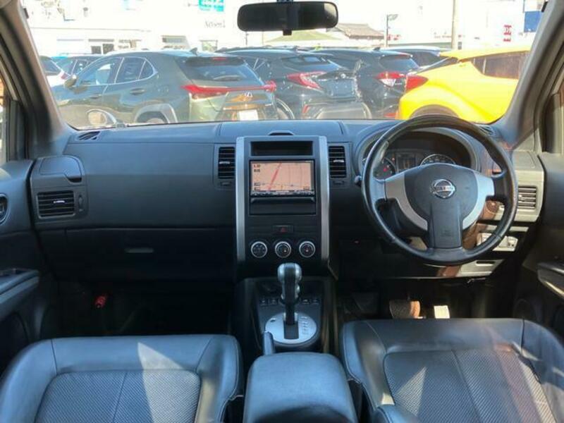 X-TRAIL-5