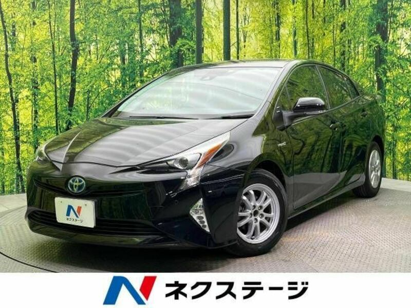 TOYOTA　PRIUS