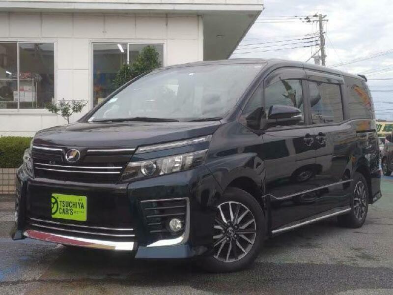 TOYOTA　VOXY