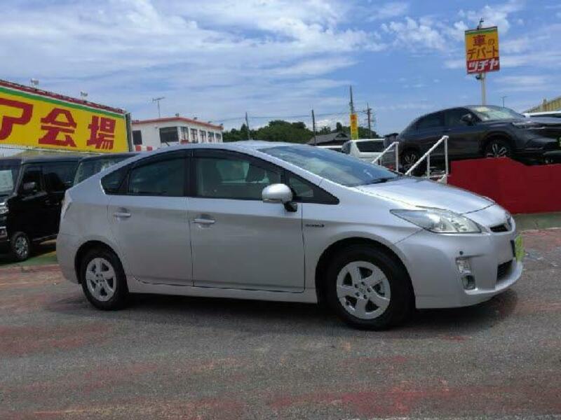 PRIUS-8