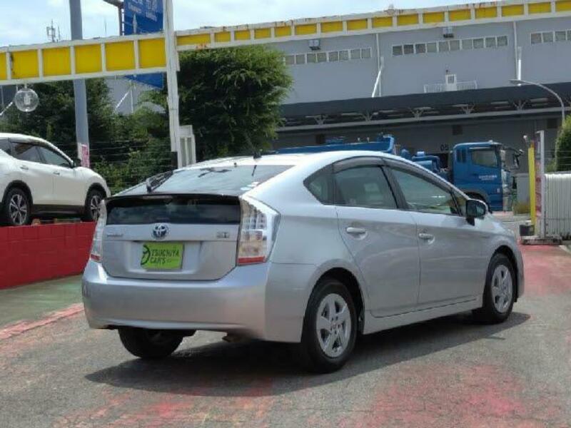 PRIUS-1