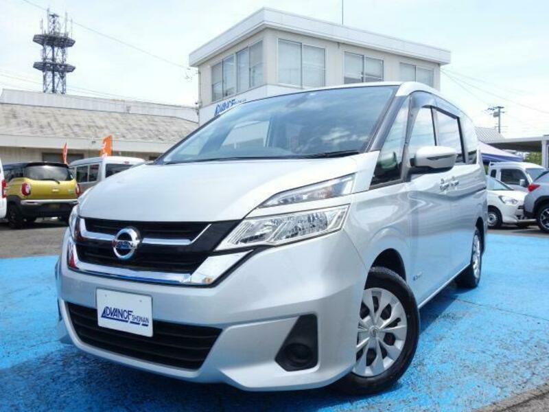 NISSAN　SERENA