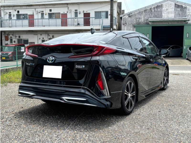 PRIUS PHV-3