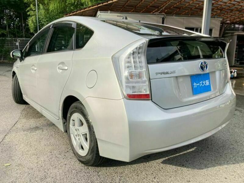 PRIUS-2