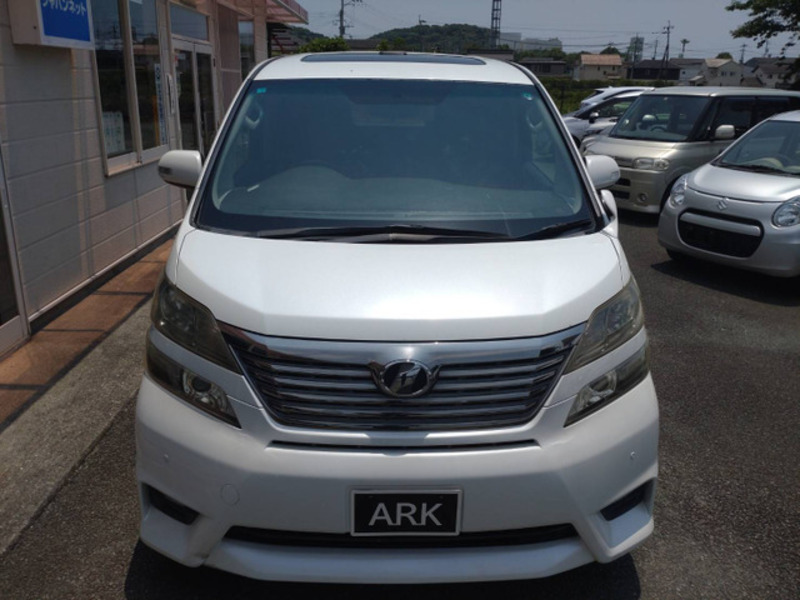 VELLFIRE-3